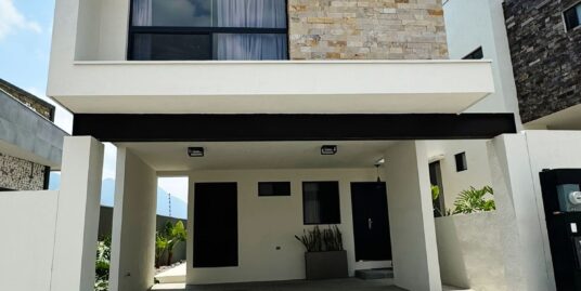 Casa en Venta en Montealbán Residencial, Carretera Nacional