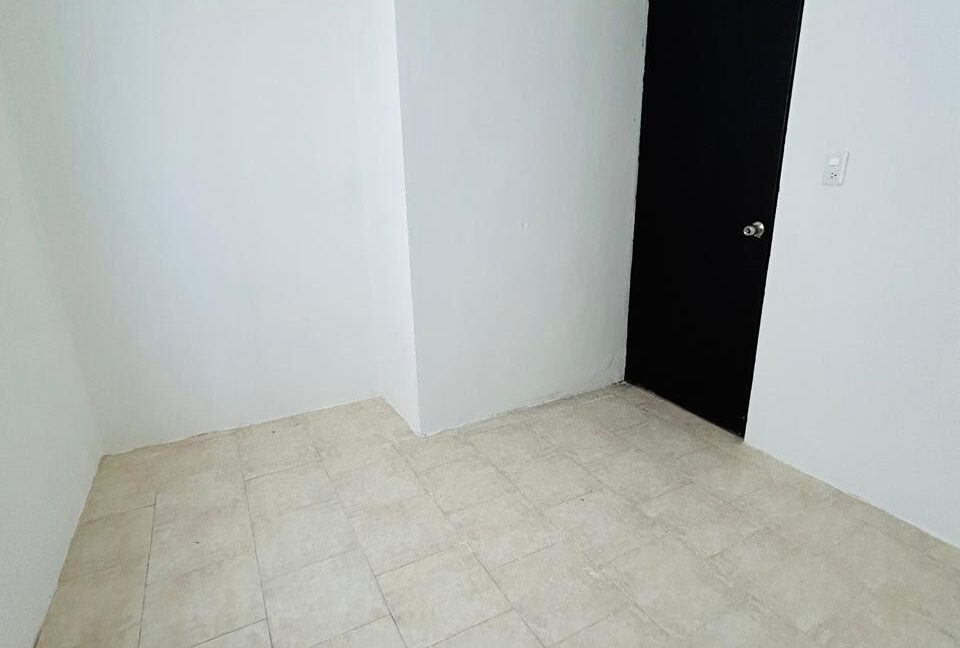 15 CASA EN VENTA MISION REAL APODACA