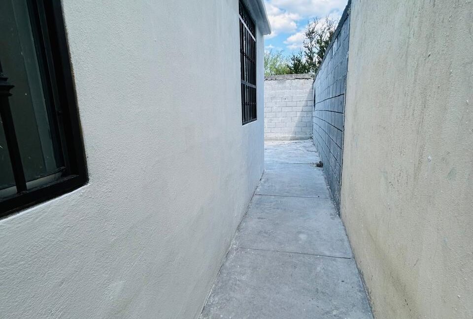 20 CASA EN VENTA MISION APODACA