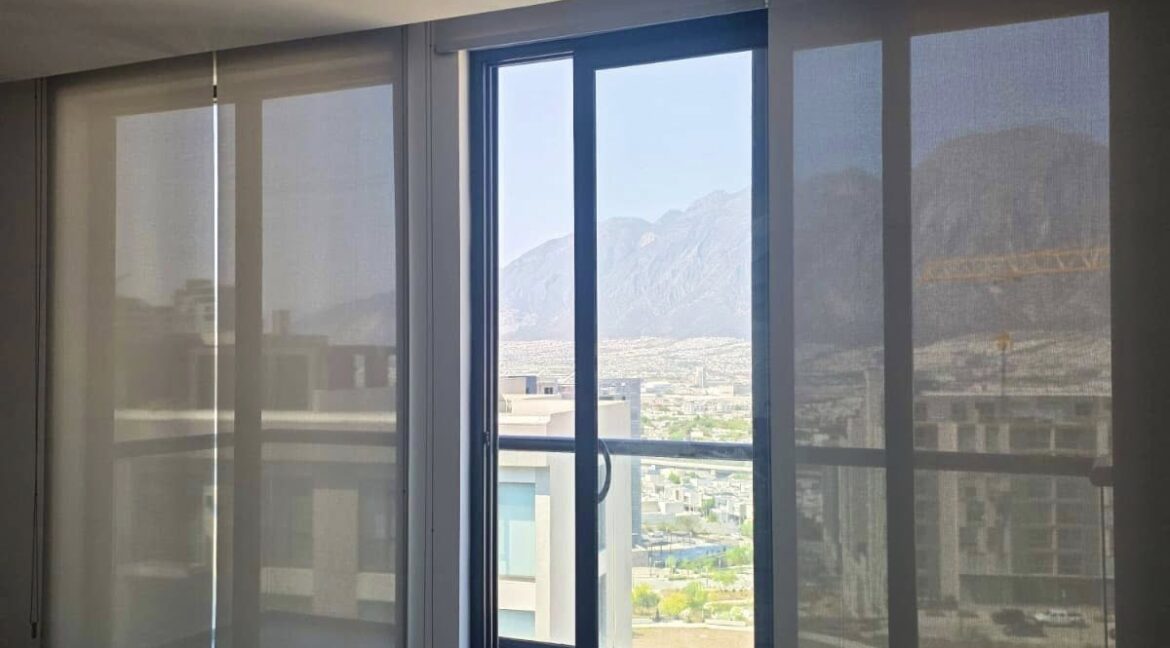 3 DEPARTAMENTO EN VENTA TORRE VIA CORDILLERA SANTA CATARINA