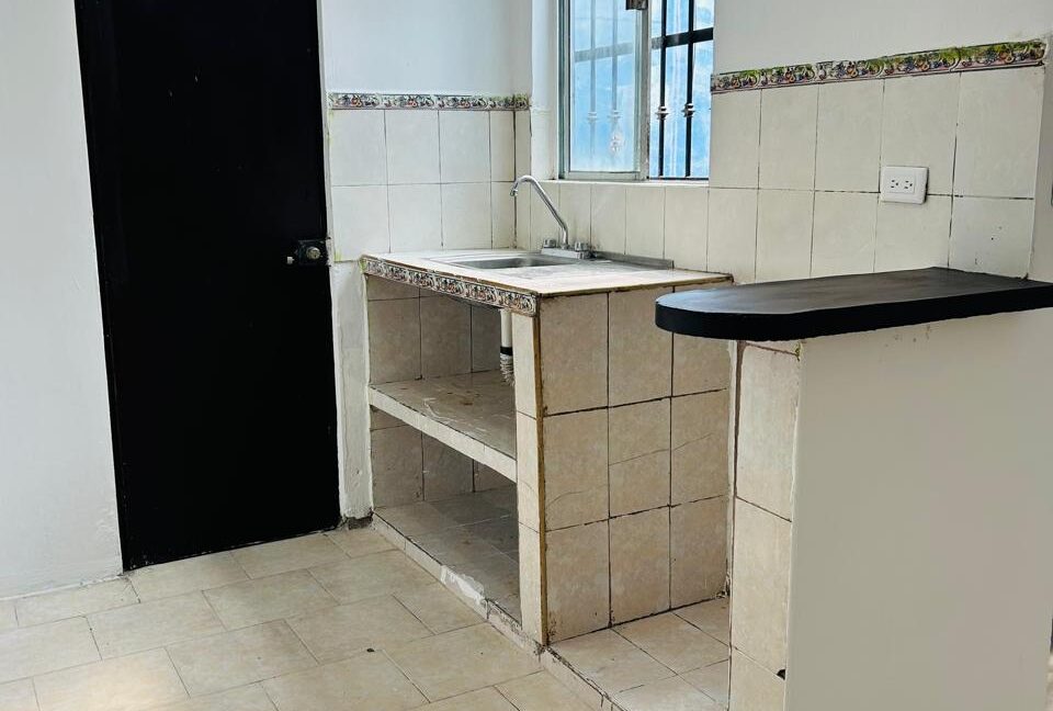 6 CASA EN VENTA MISION REAL APODACA