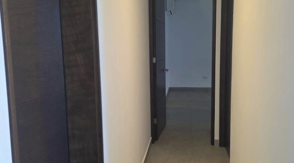 8 DEPARTAMENTO EN VENTA TORRE VIA CORDILLERA SANTA CATARINA