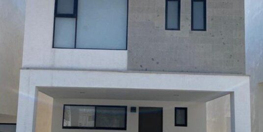 Casa en Venta Calandria Residencial Dominio Cumbres