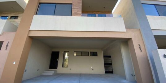 Casa en Venta Valencianos Residencial, Dominio Cumbres