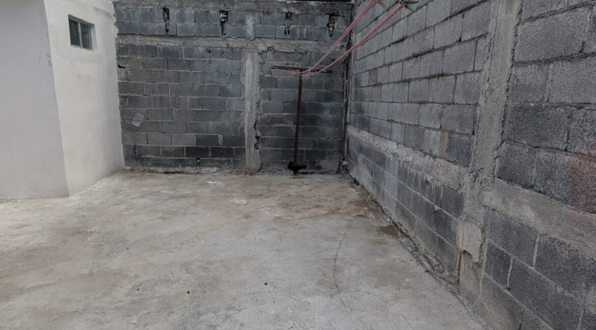 10 CASA EN VENTA COLINAS DEL TOPO CHICO , GENERAL ESCOBEDO