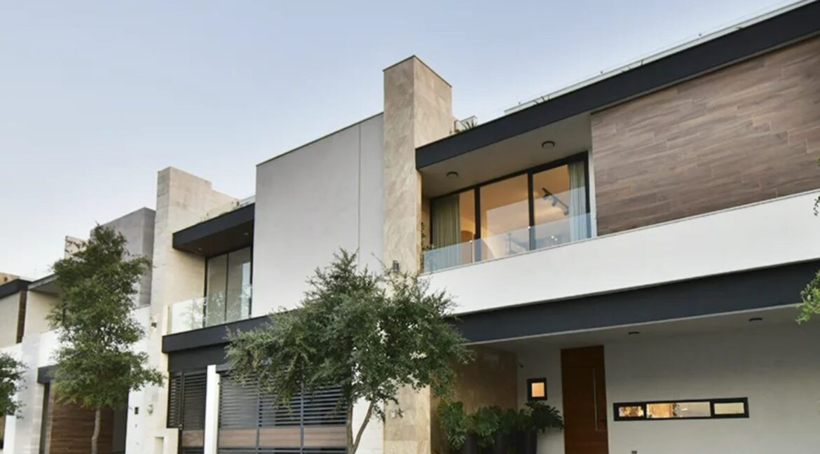 2 CASA PARK LIVING CUMBRES DOMINIO