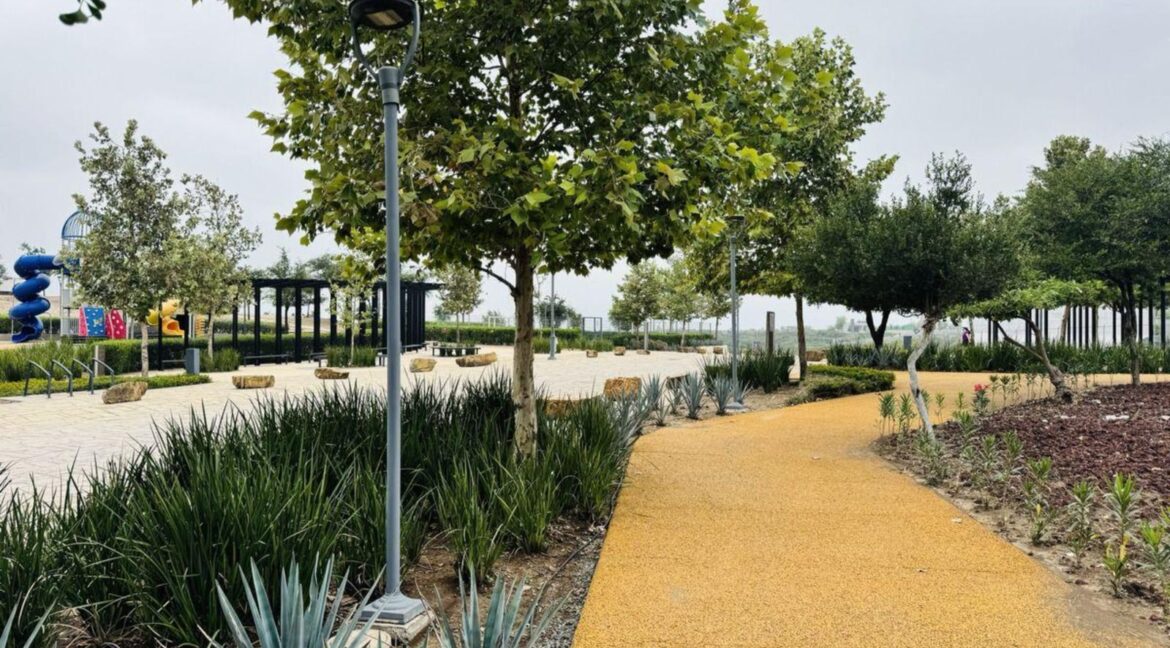 21 CASA PARK LIVING CUMBRES DOMINIO