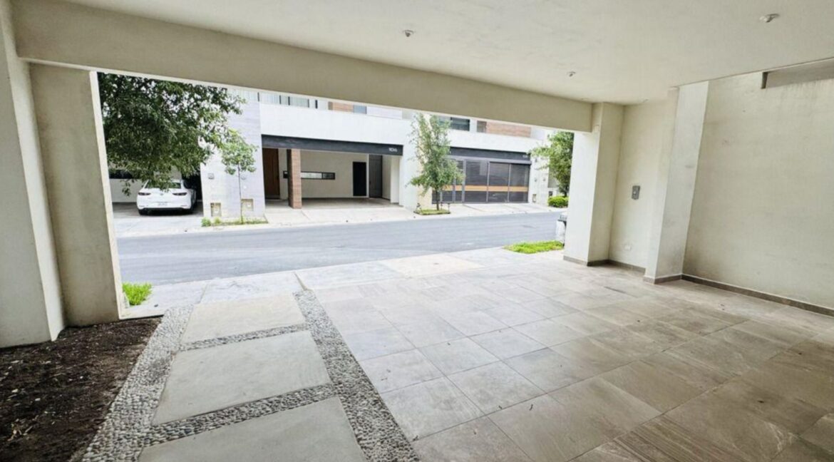 3 CASA PARK LIVING CUMBRES DOMINIO