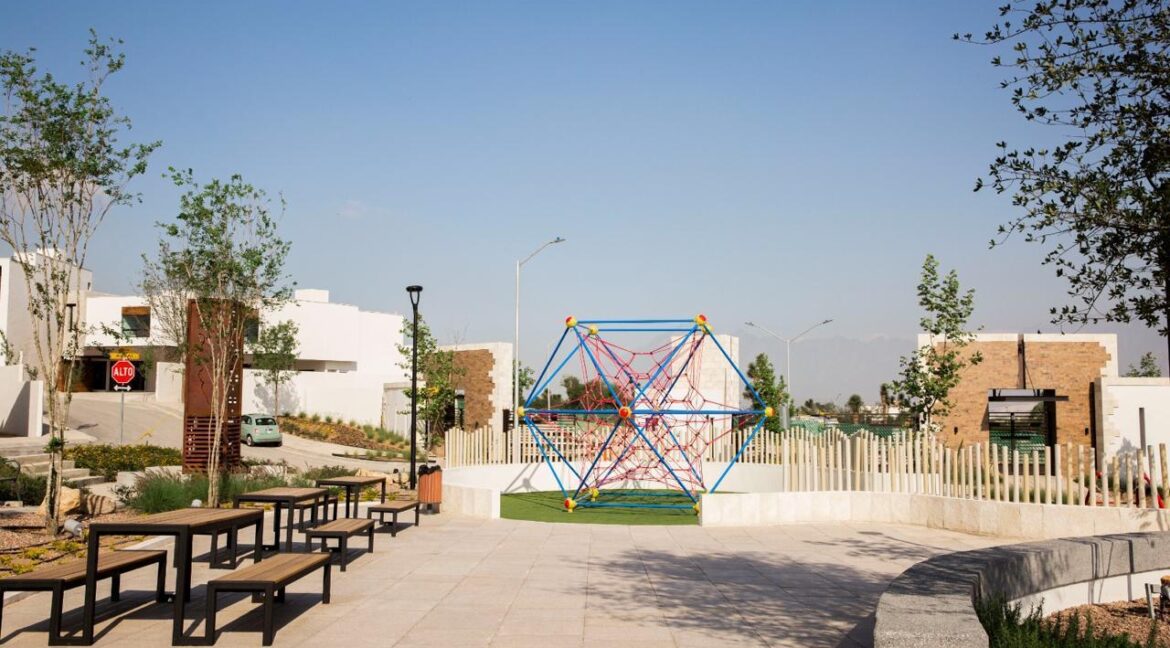 33 CASA EN VENTA VALLE PREMIER DOMINIO CUMBRES 2