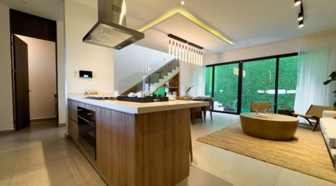 4 CASA PARK LIVING CUMBRES DOMINIO