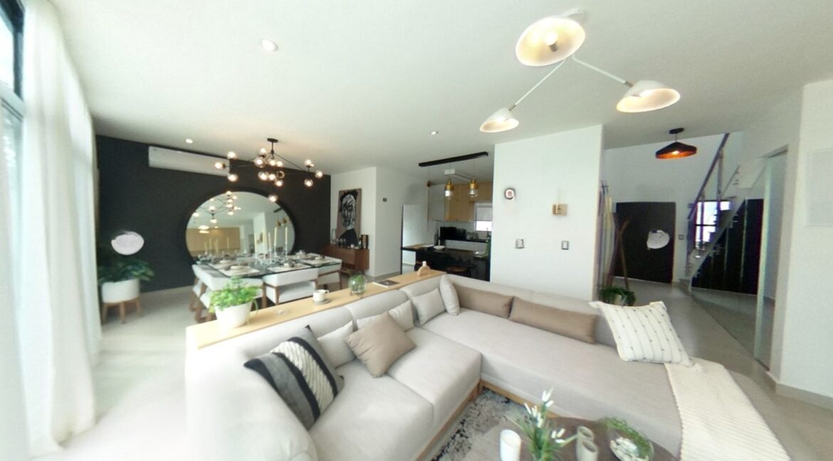 5 CASA EN VENTA VALLE PREMIER , DOMINIO CUMBRES