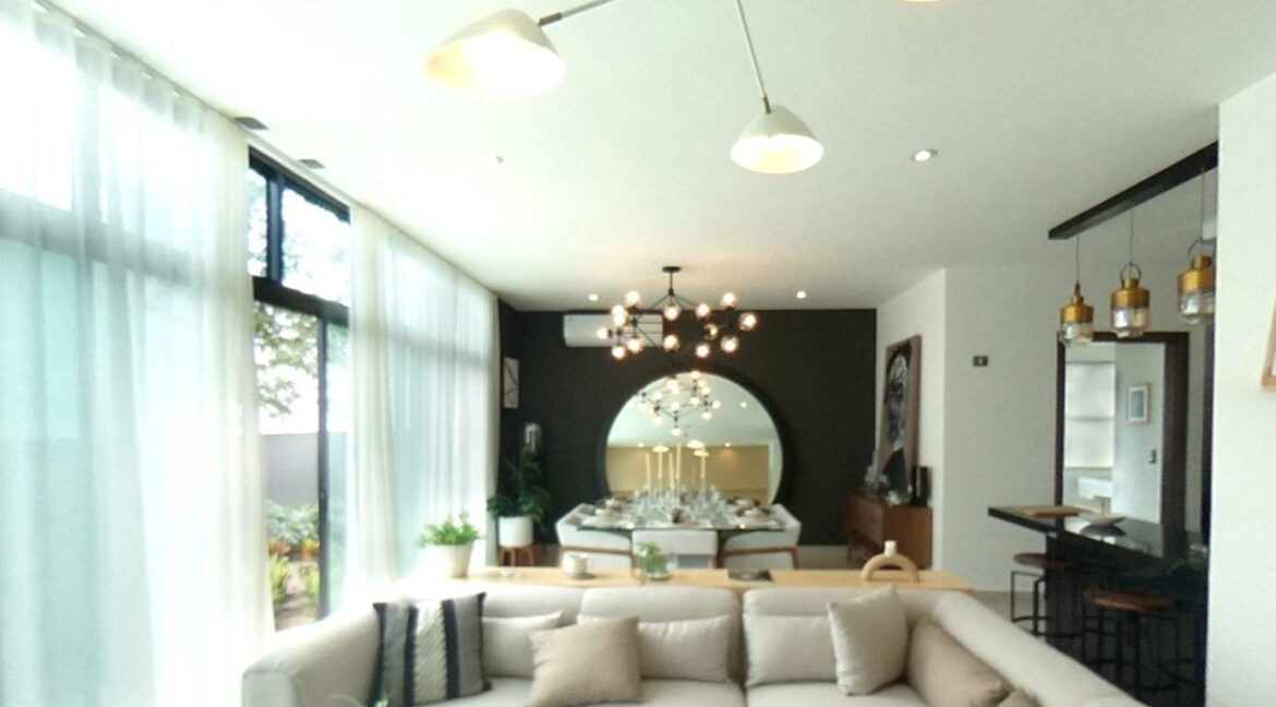 6 CASA EN VENTA VALLE PREMIER , DOMINIO CUMBRES