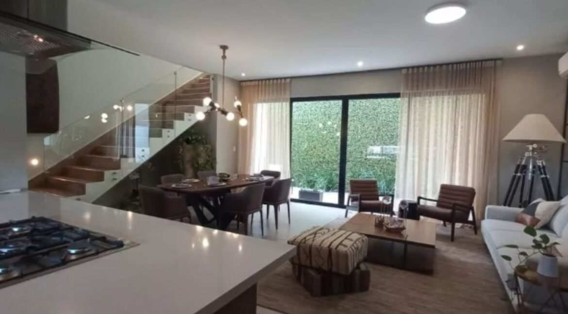 8 CASA PARK LIVING CUMBRES DOMINIO