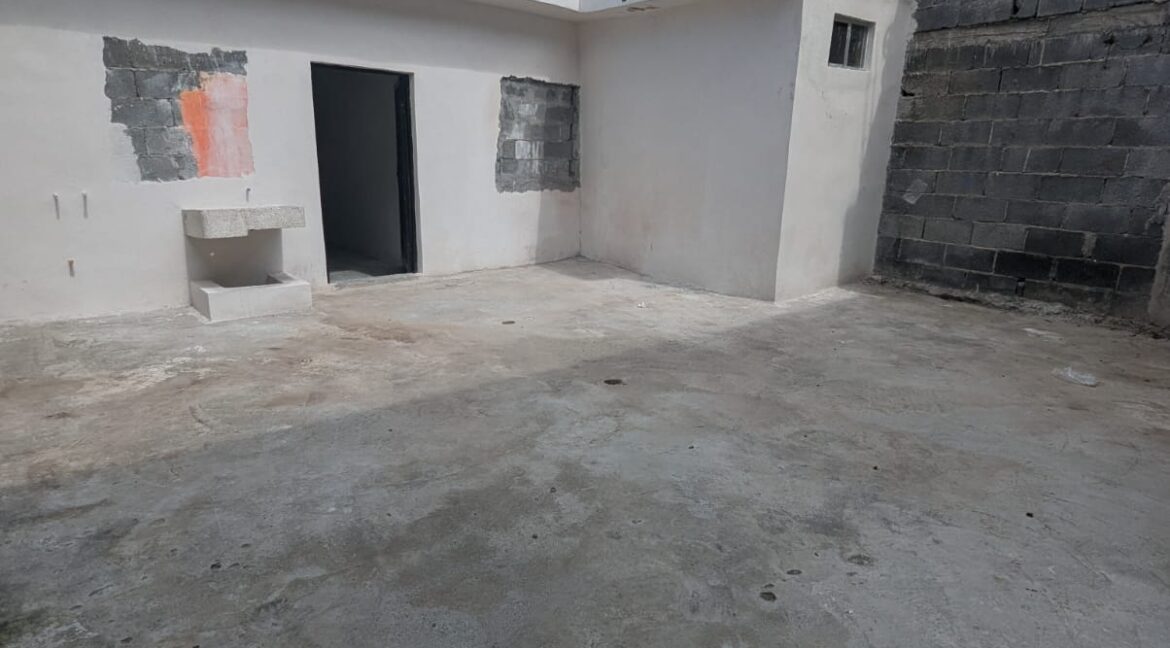 9 CASA EN VENTA COLINAS DEL TOPO CHICO , GENERAL ESCOBEDO