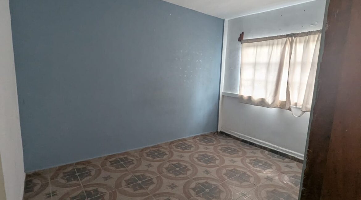 9 CASA EN VENTARIBERAS DE LA SILLA GUADALUPE