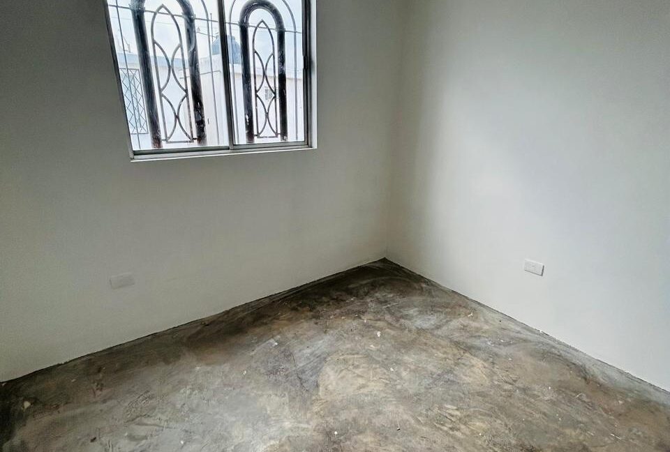 10 CASA EN VENTA BARRIO DE LAS MARGARITAS MONTERREY