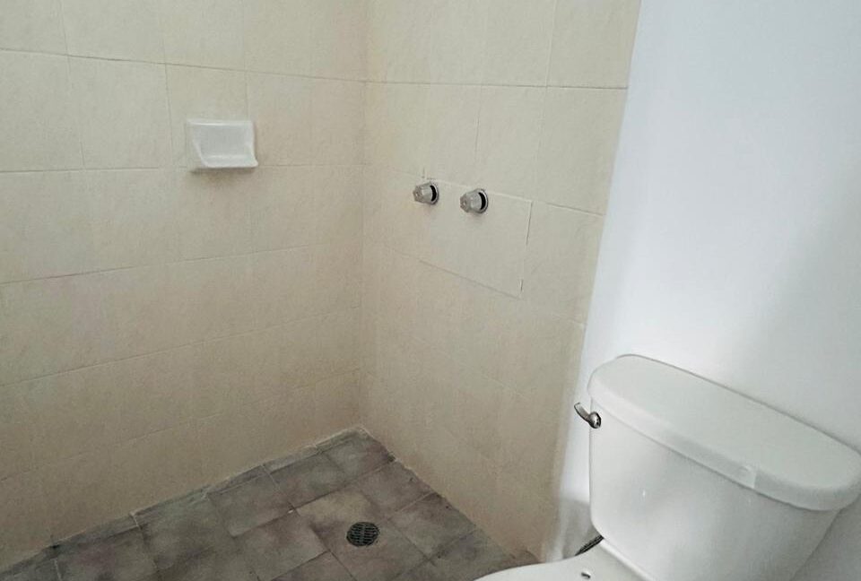 13 CASA EN VENTA BARRIO DE LAS MARGARITAS MONTERREY