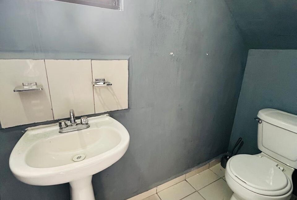 16 CASA EN VENTA MIRADOR APODACA