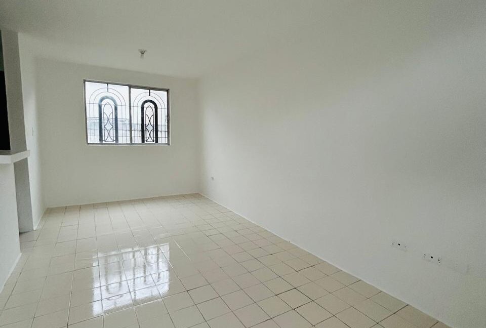 5 CASA EN VENTA BARRIO DE LAS MARGARITAS MONTERREY