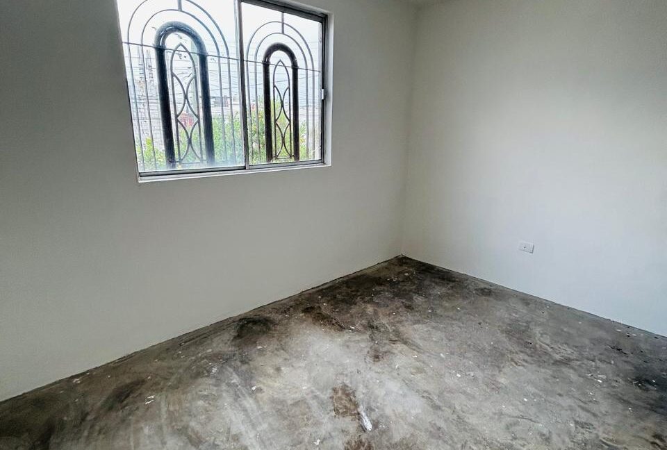 7 CASA EN VENTA BARRIO DE LAS MARGARITAS MONTERREY