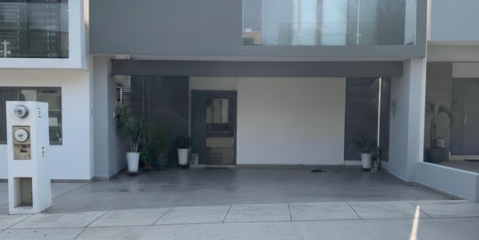 Casa en Venta Cumbres Altta Residencial Dominio Cumbres