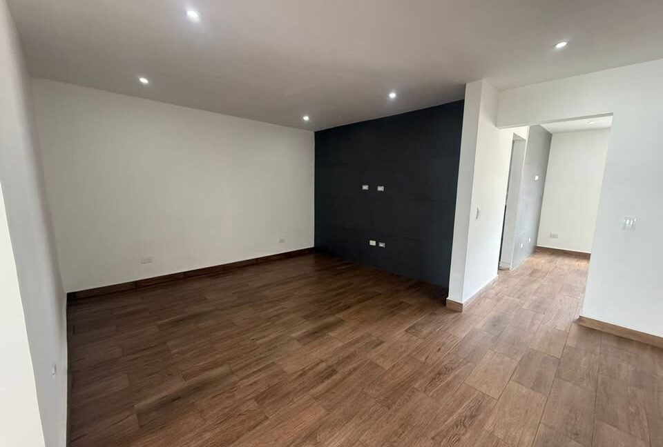 16 CASA MIRADOR RESIDENCIAL