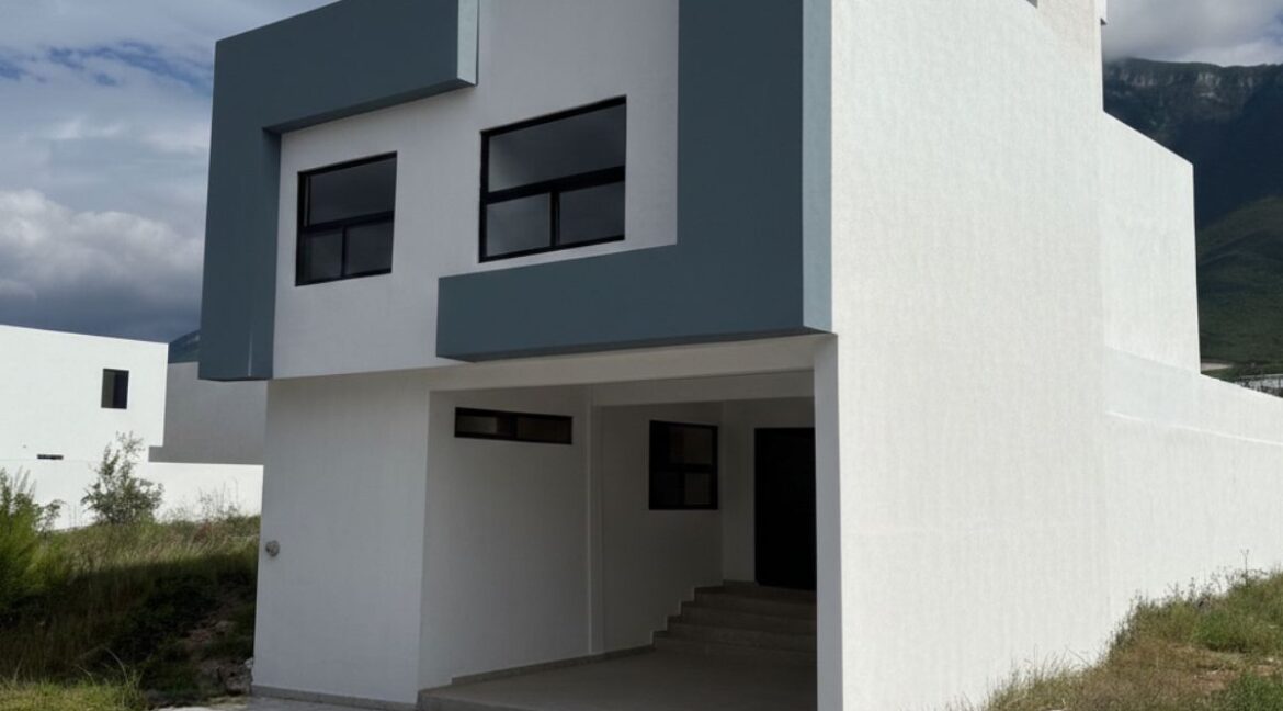 22 CASA MIRADOR RESIDENCIAL