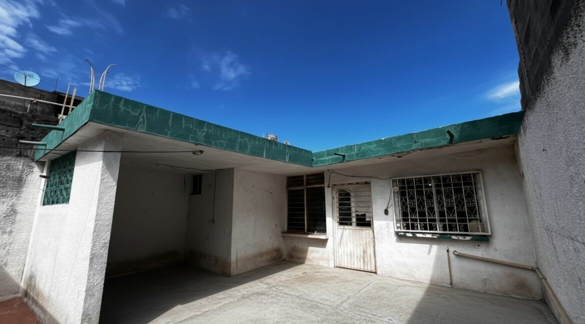 11 CASA EN VENTA OLIMPICA