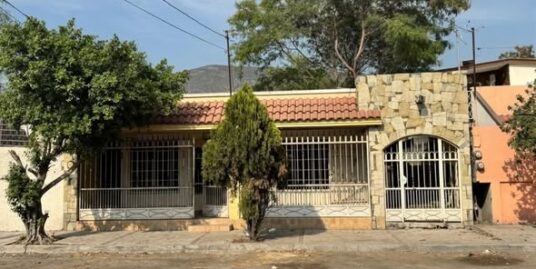 Casa en Venta en Burocratas Moctezuma, Monterrey