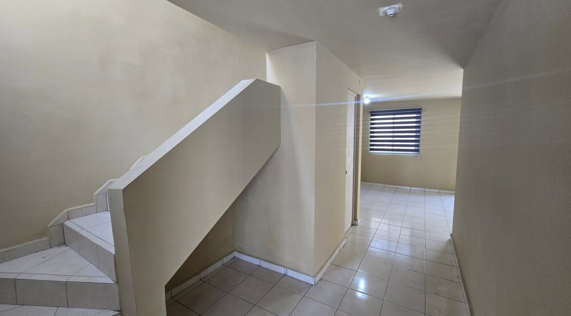CASA EN VENTA CERRADA PROVIDENCIA APODACA 3