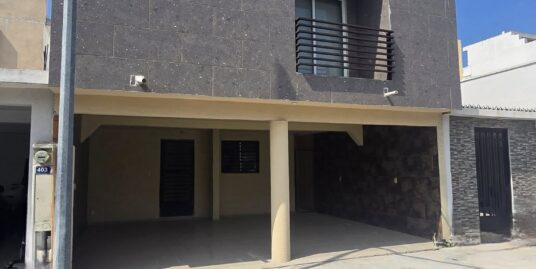 Casa en Venta Cerrada Providencia Apodaca