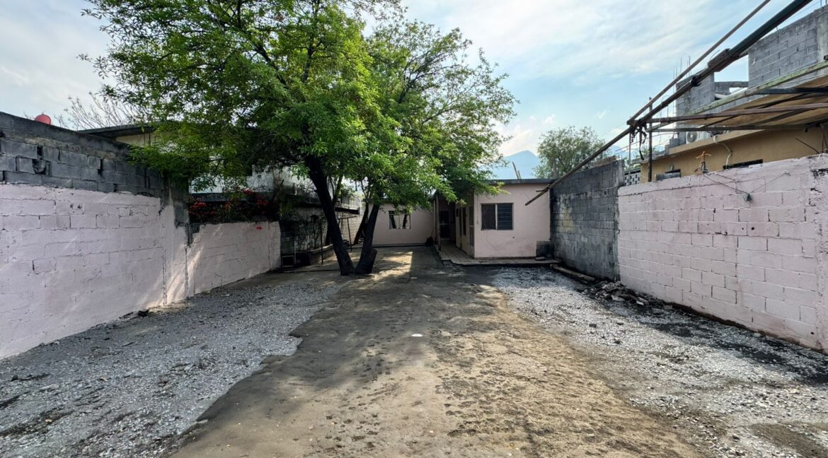 Casa en Venta Burocratas Moctezuma Monterrey 16