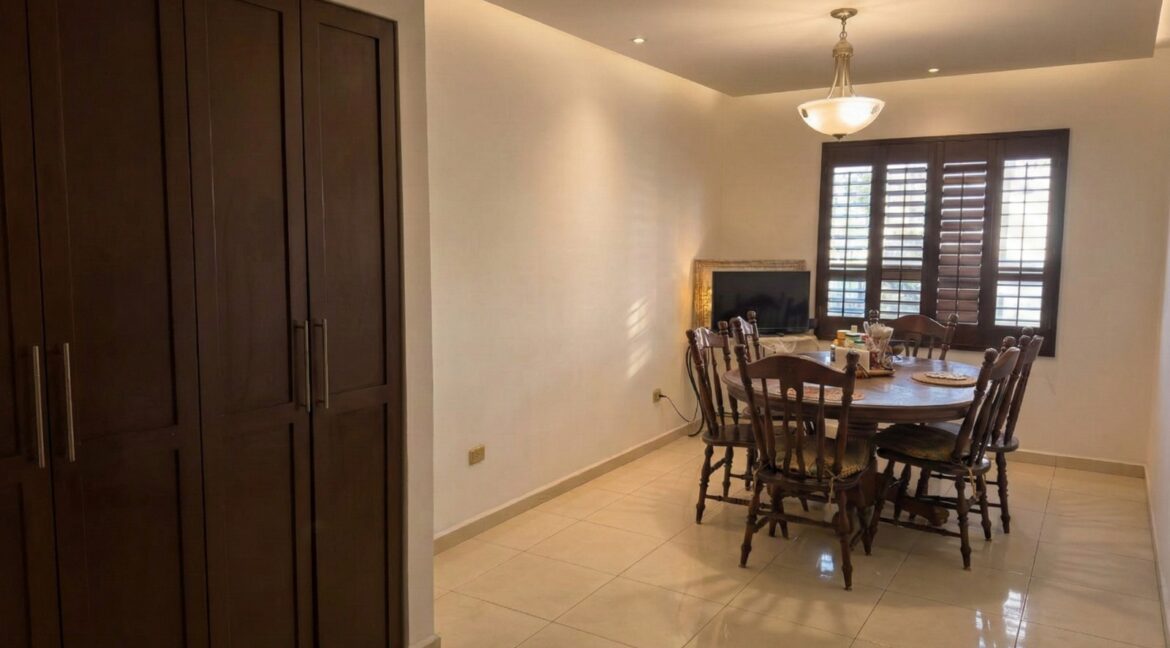 Casa en Venta Cumbres 5to Sector 9