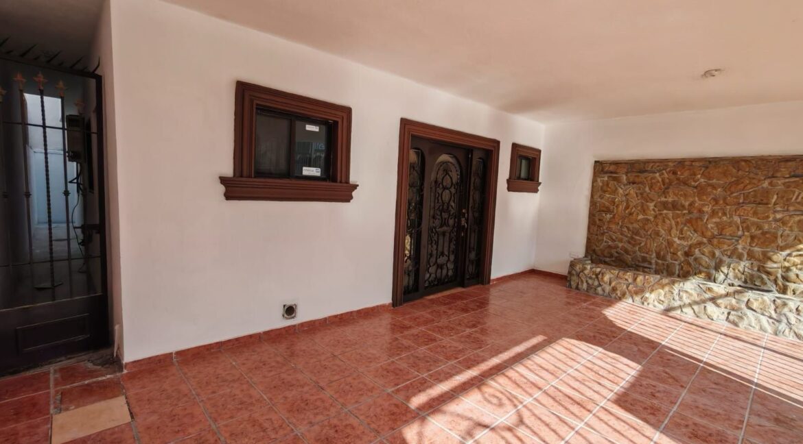 Casa en venta cumbres quinta real 3