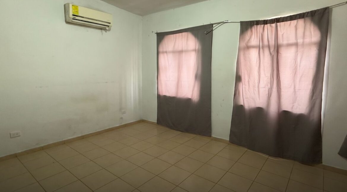 CASA EN VENTA CERRADA PROVIDENCIA APODACA 10