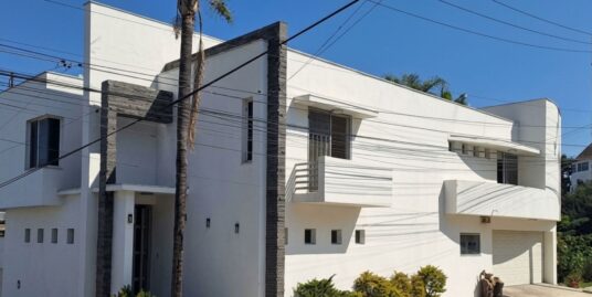 Casa en Venta Cumbres 6to Sector, Monterrey