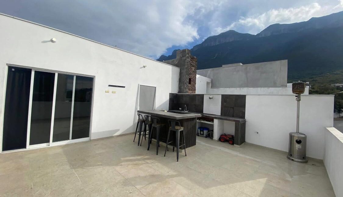 Casa en Venta Cumbres Premier Elite 8