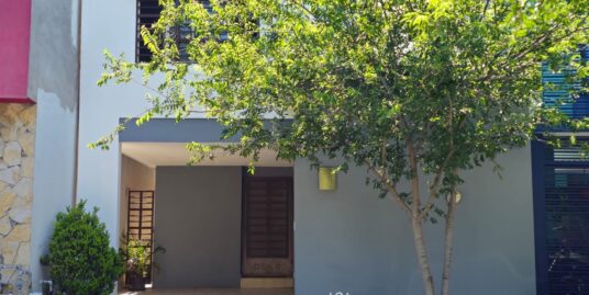 Casa en Venta Las Lomas, Garcia