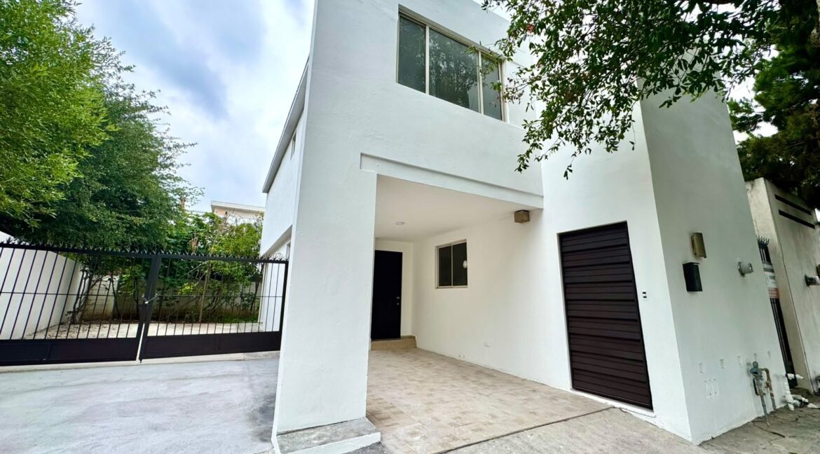 Casa en Venta Las Lomas Garcia