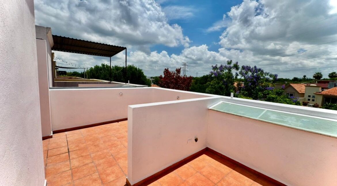 Casa en Venta Pedregal de Apodaca 15