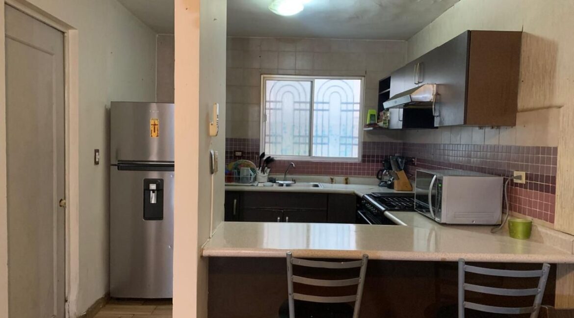 Casa en Venta colonial cumbres 3