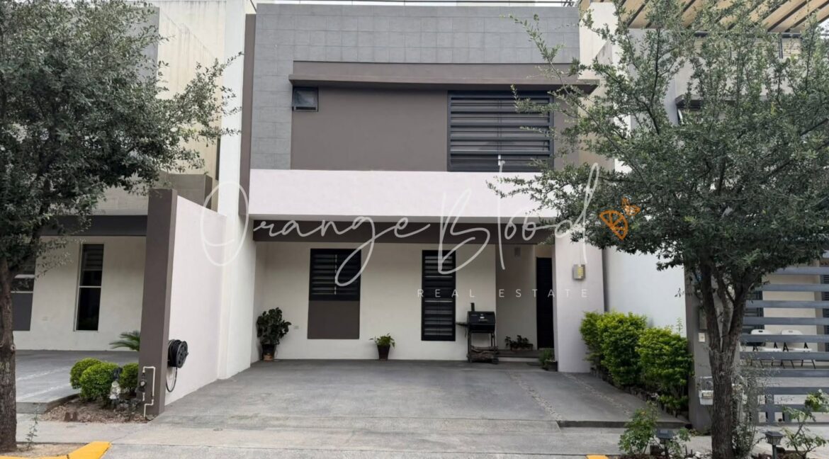 1. CASA EN VENTA CERRADAS DE CUMBRES MONTERREY