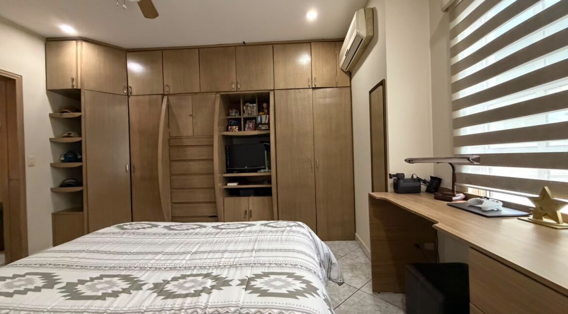 Casa en Venta Cumbres 5to Sector 10
