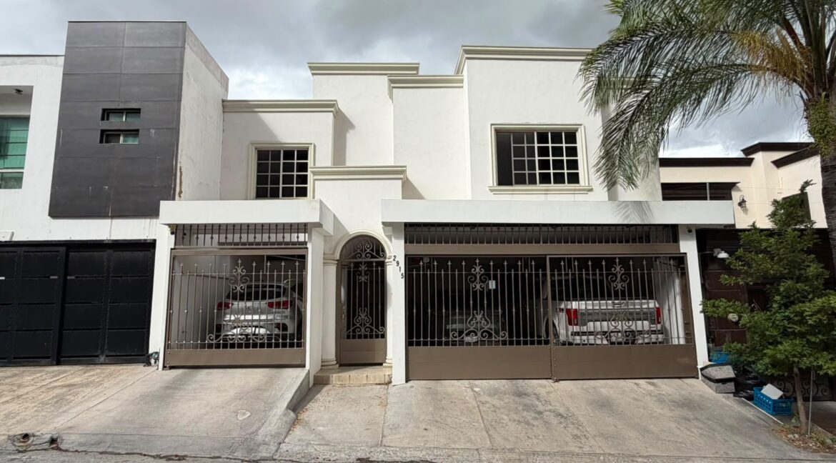 Casa en Venta Cumbres 5to Sector