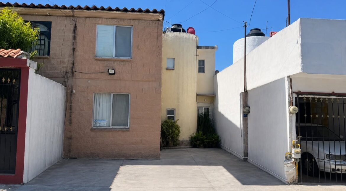 Casa en Venta Prados del Virrey 9