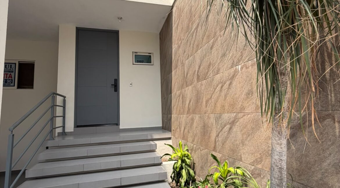 Casa en Venta Colinas del Valle 2