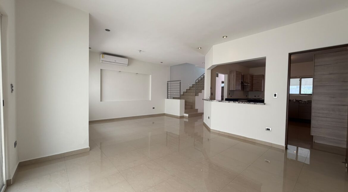 Casa en Venta Colinas del Valle 3