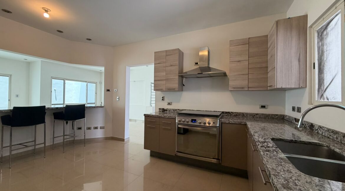 Casa en Venta Colinas del Valle 4