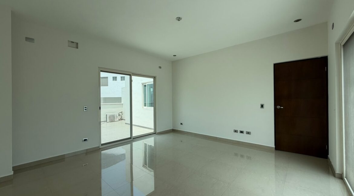 Casa en Venta Colinas del Valle 7