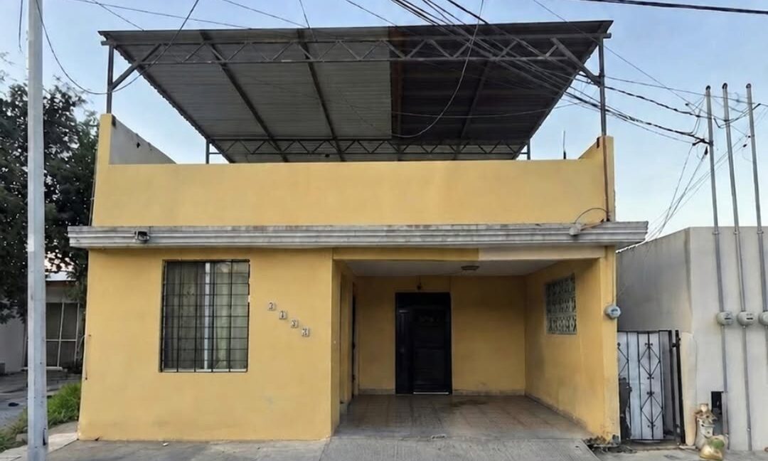 Casa en Venta Jardin de las Mitras 8